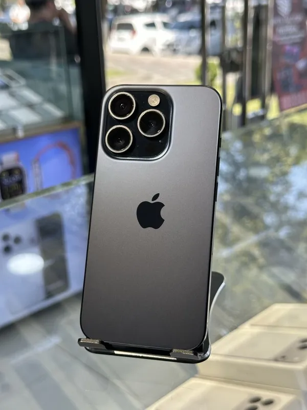 Iphone 15 pro 256gb 1