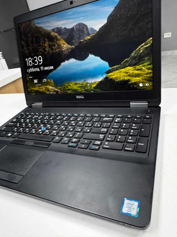 Ноутбук продается Dell CORE i7 5
