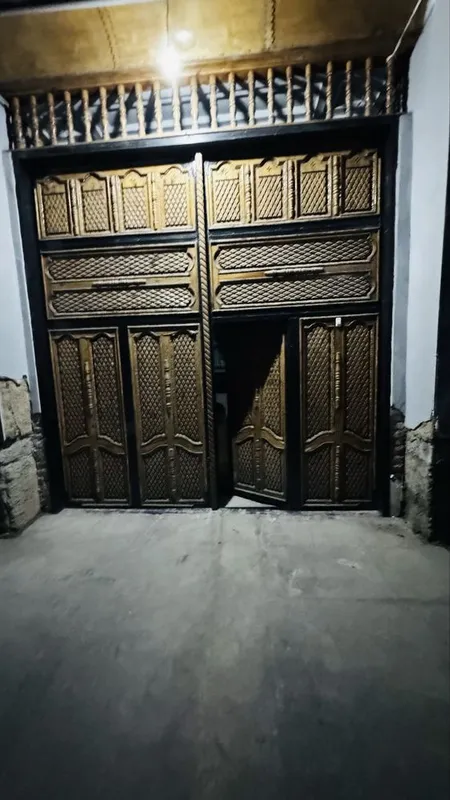 DARVOZA Sirochniga sotiladi 1 DARVOZA Sirochniga sotiladi 1