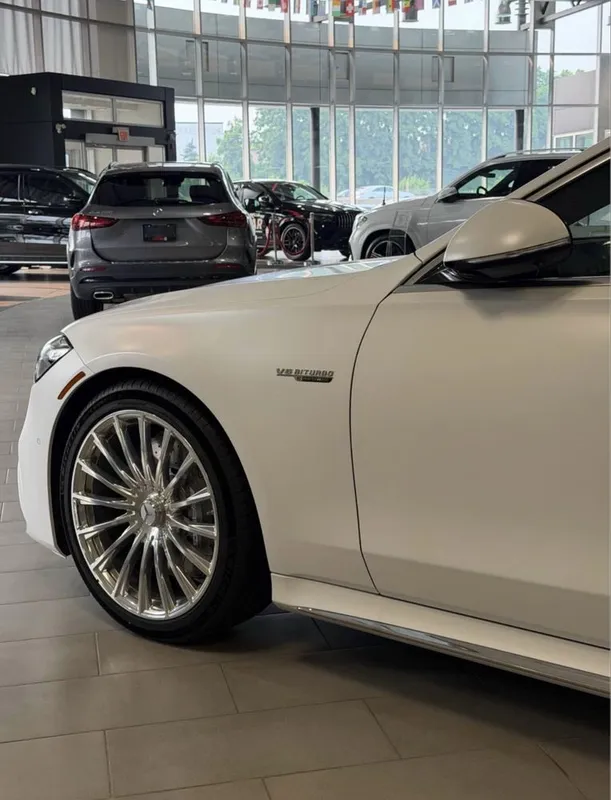 Mercedes-AMG S 63 E Performance 2026 5 Mercedes-AMG S 63 E Performance 2026 5