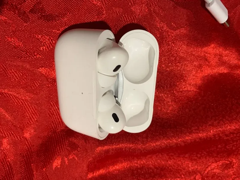 Air pods pro sotiladi — фото 3