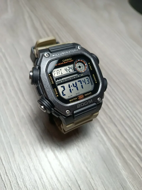 Часы Casio DW-291HX. оригинал, отличное состояние.