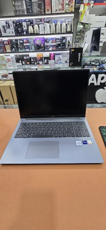 Ноутбук HUAWEI 16.0 — фото 1