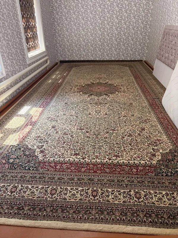 4ta qolin sotialdi. 3tasi 3,5x5. 1 tasi 3x6 1 4ta qolin sotialdi. 3tasi 3,5x5. 1 tasi 3x6 1