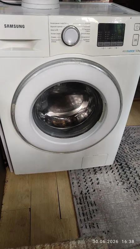 Srochna sotiladi SAMSUNG iwlidi ayb yoq kimga qizu bosa tel qilila
