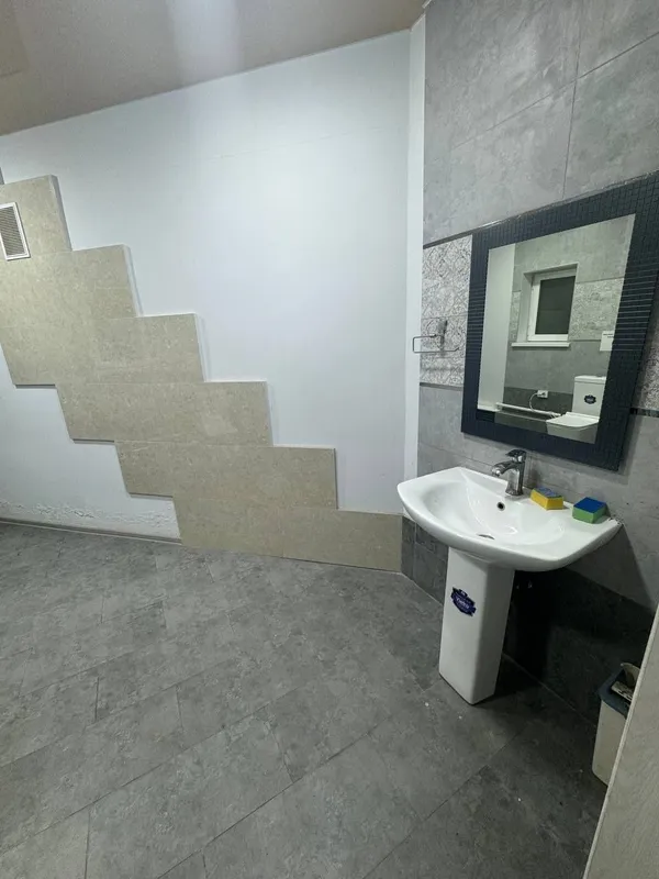 Аренда Офис на Ганга метро Гафур Гулам 230 кв 8