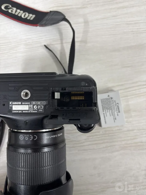 Зеркальный фотоаппарат Canon EOS 600D Kit 18-135mm IS 5 Зеркальный фотоаппарат Canon EOS 600D Kit 18-135mm IS 5