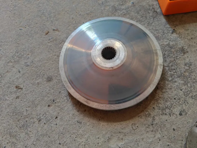 Skuter uchun variator stepleniya, va komutator sotiladi. 4 Skuter uchun variator stepleniya, va komutator sotiladi. 4