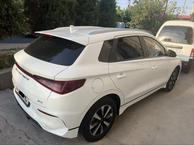 BYD E2 Luxury 405km 2023 — фото 2