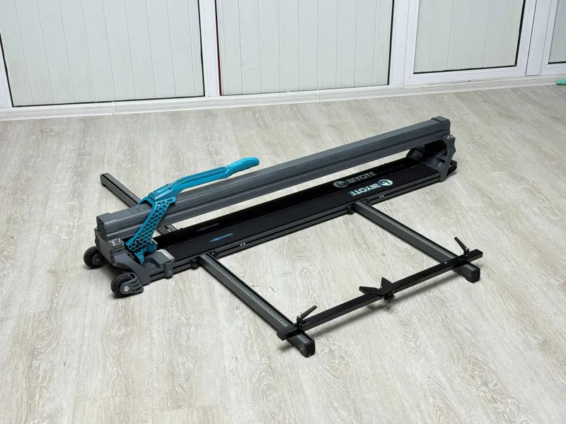 plitkarez BIYOTI BYT-ZT1200 Ручной плиткорез 1 plitkarez BIYOTI BYT-ZT1200 Ручной плиткорез 1