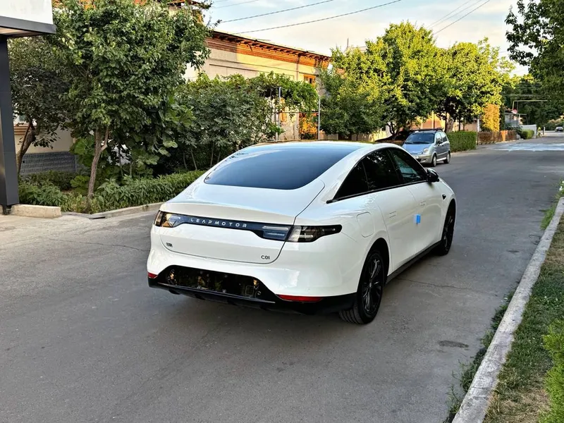 Leap Motor C01 Full Позиция 2024 Небитая Состаяние Какновый — фото 5 Leap Motor C01 Full Позиция 2024 Небитая Состаяние Какновый — фото 5