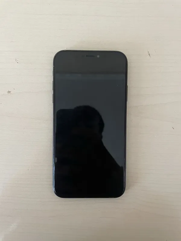 Iphone xr yomkist 79 xotira 128 aybi rasmda ekran almashgan face id bo 2 Iphone xr yomkist 79 xotira 128 aybi rasmda ekran almashgan face id bo 2