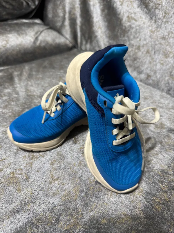 Кроссовки ADIDAS оригинал размер 28 1 Кроссовки ADIDAS оригинал размер 28 1