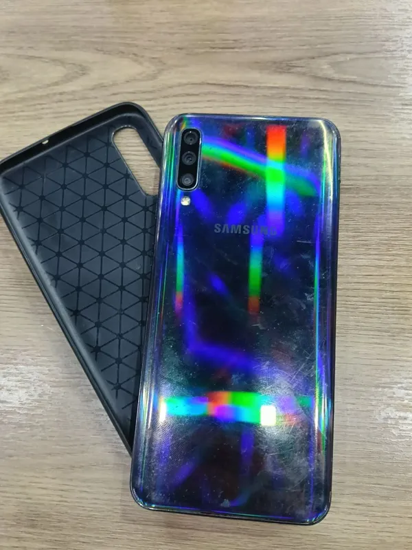 SAMSUNG GALAXY A50 1 SAMSUNG GALAXY A50 1