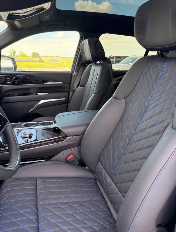 Cadillac Escalade IQ Sport 2026 new 5 Cadillac Escalade IQ Sport 2026 new 5