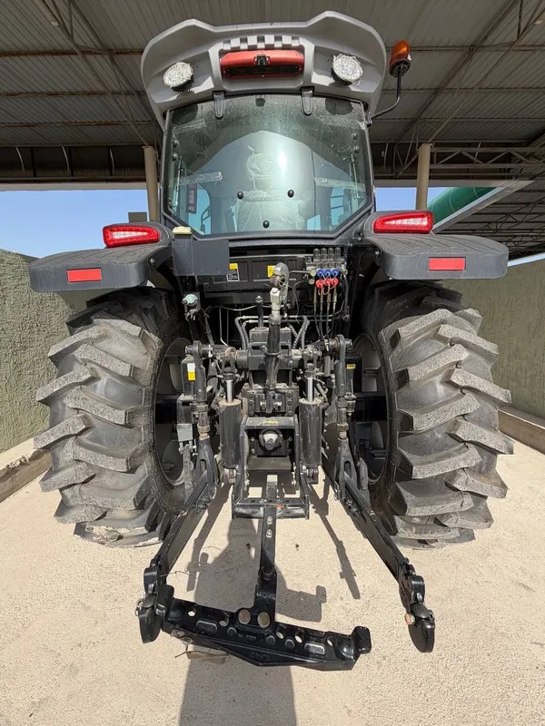 — SINOMACH 1604V modeli traktor. Bu Xitoyning — фото 2