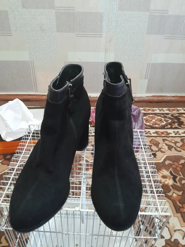38 o‘lchamli ayollar tuflisi, qora zamsha 2 38 o‘lchamli ayollar tuflisi, qora zamsha 2