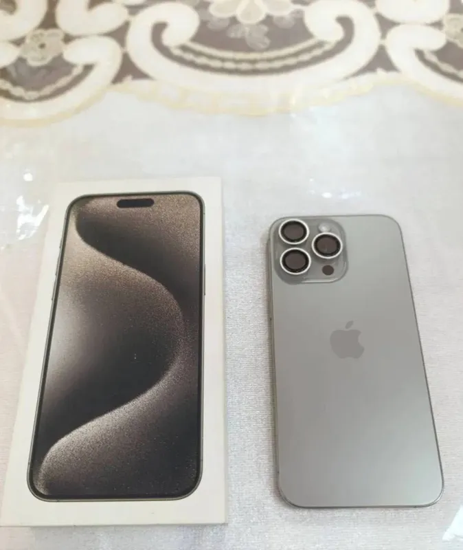 Iphone 15 pro max 256 4