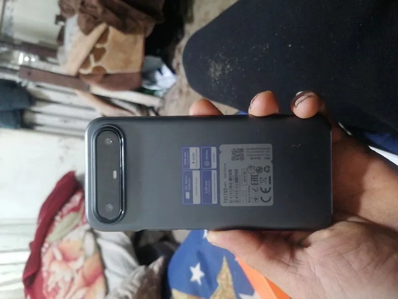 Techno Spark Slim 16 256 2