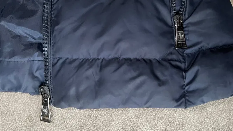 Moncler issiq patli nimchasi 4 Moncler issiq patli nimchasi 4
