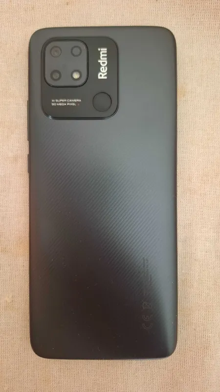 Redmi 10C 4/128 sotiladi