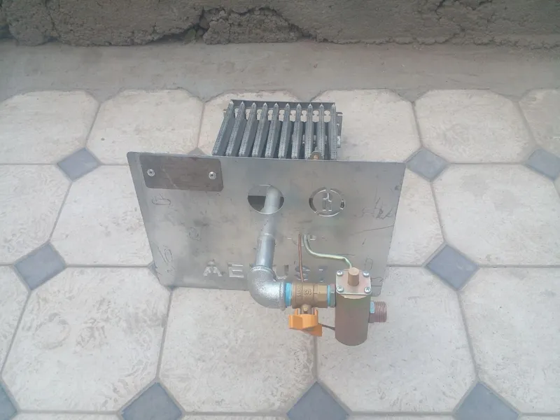 gaz apok yangi va va ikkita eski