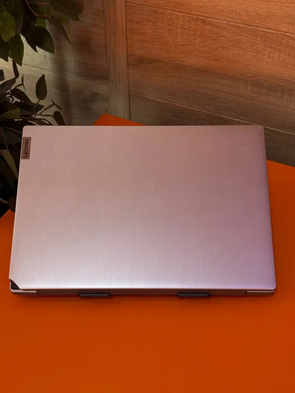 Lenovo noutbuki 4 Lenovo noutbuki 4