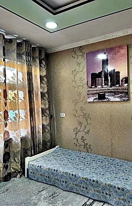 метро Буюк Ипак Йули. Боз Базар. 2
