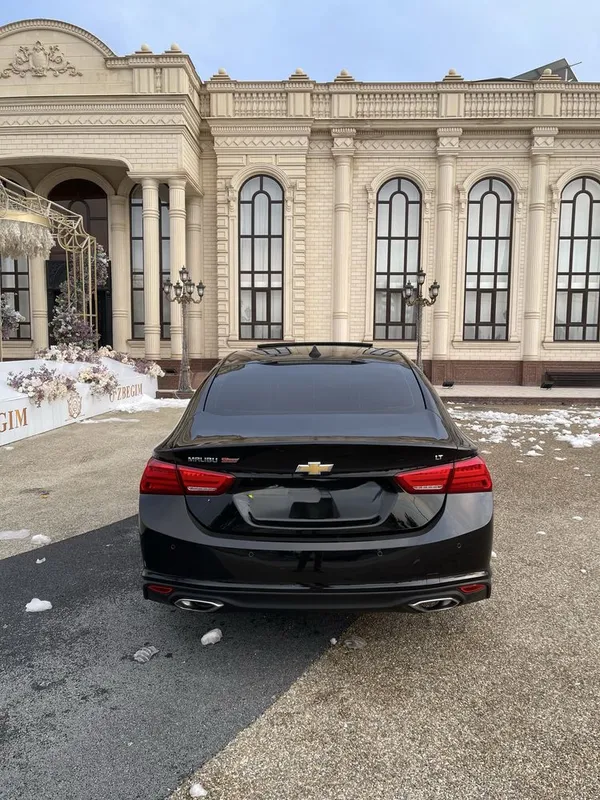 Chevrolet Malibu 2