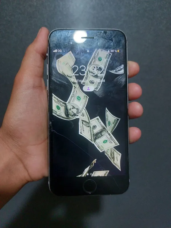 iphone 6s yomkis 100 narxi 350som 876705838 2