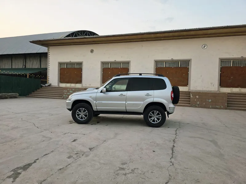 Niva 4x4 Sotiladi 3 Niva 4x4 Sotiladi 3