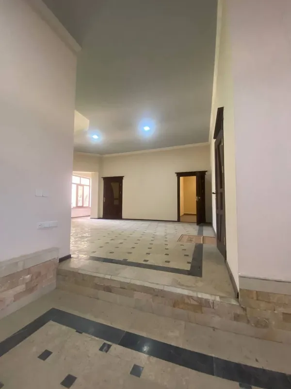 Kogon shahrida joylashgan 2 qavatli uy sotiladi — фото 3