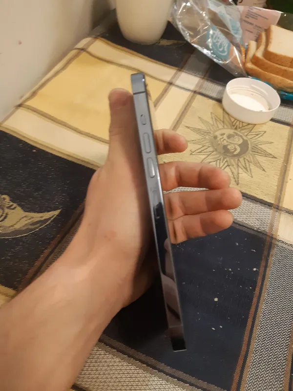 Iphone 13pro max 4 Iphone 13pro max 4