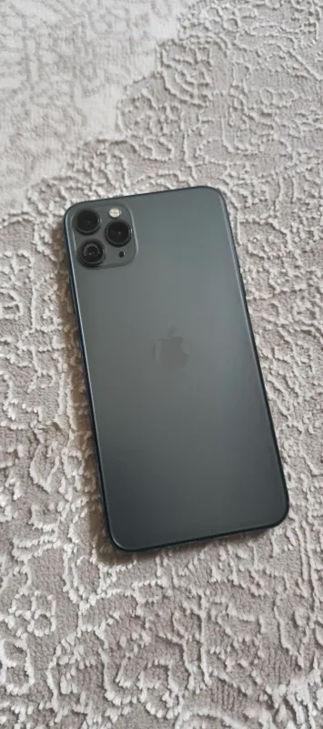 iphone 11 pro max 2