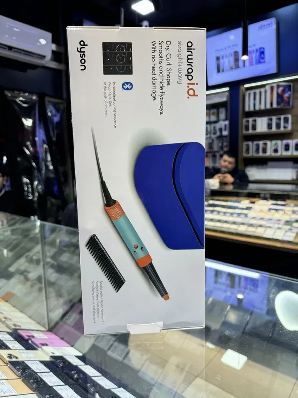 Стайлер Dyson с Bluetooth 5 Стайлер Dyson с Bluetooth 5