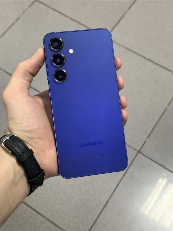 Samsung S25