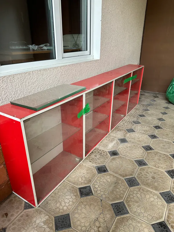 Vitrina sotiladi 2