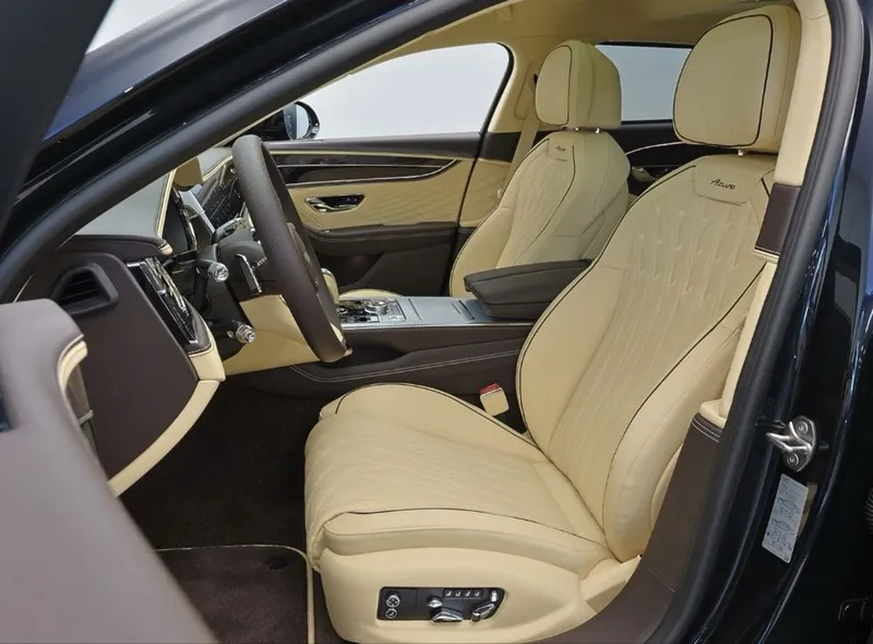Bentley Flying Spur Azure V8 2026 7 Bentley Flying Spur Azure V8 2026 7
