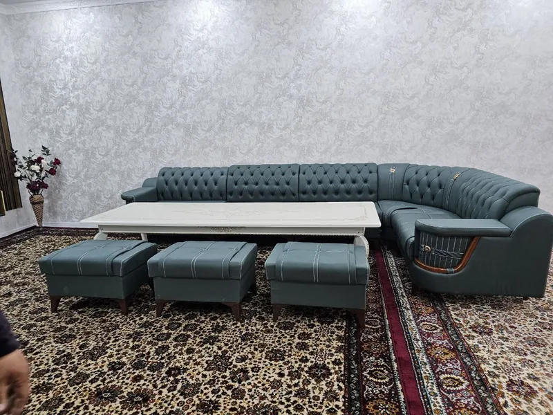 Divan va stol xolati yaxshi — фото 1