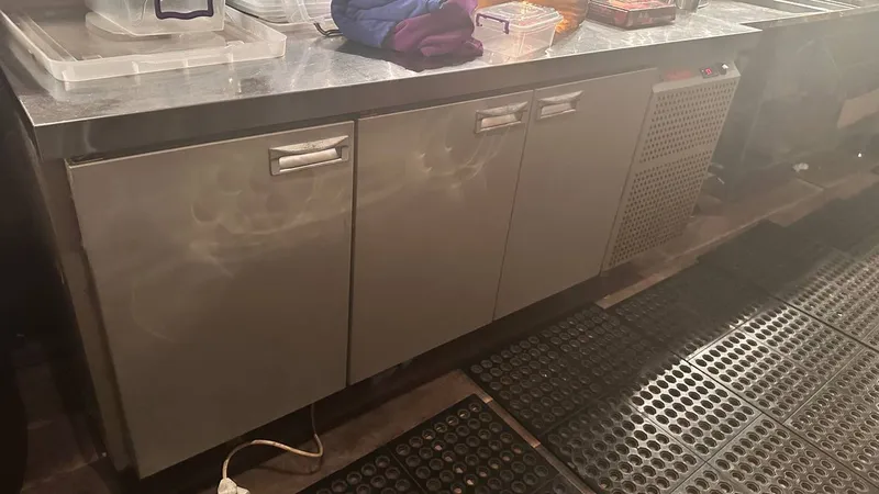 HiGold professional sovutkich stollari sotiladi 2 HiGold professional sovutkich stollari sotiladi 2