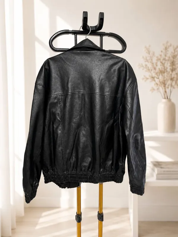 Кожаный бомбер Pull&bear 3