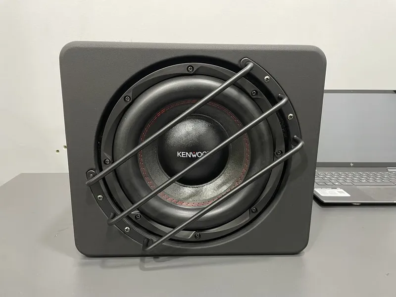 kenwood Subwoofer sambufer Yangi universal usiliteli ichida — фото 3