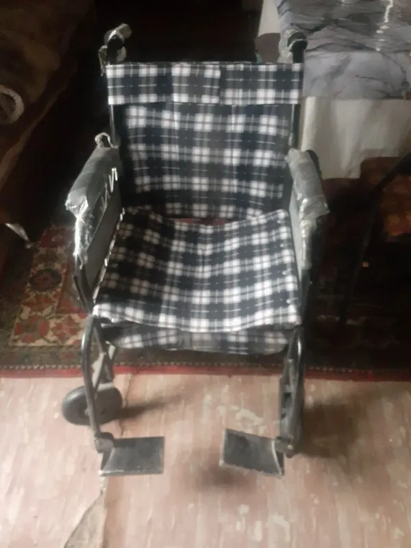 Продам новый инвалидная коляска не разу не пользовалась.