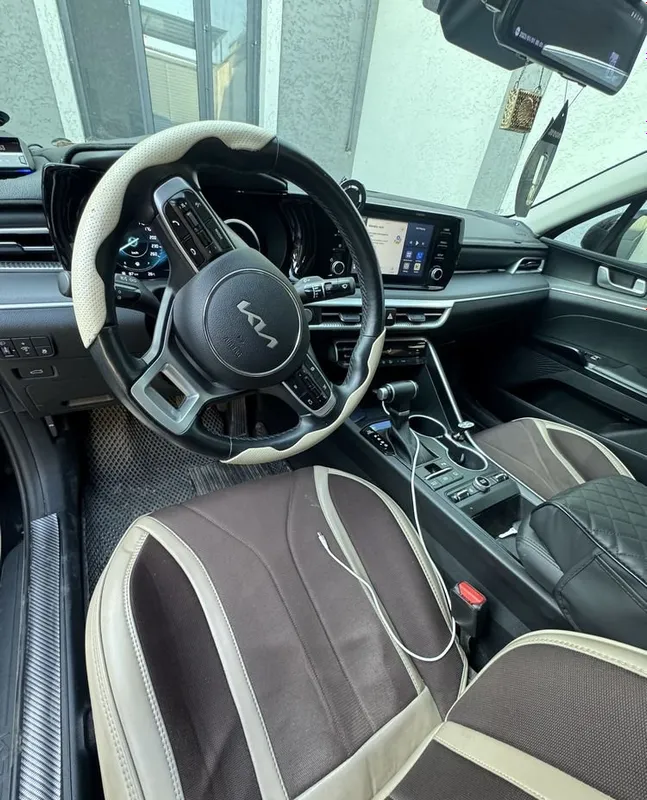 KIA K5 Prestige 2.5 AT 2023 | Панорама | Идеальное состояние | 65 000 км 4 KIA K5 Prestige 2.5 AT 2023 | Панорама | Идеальное состояние | 65 000 км 4