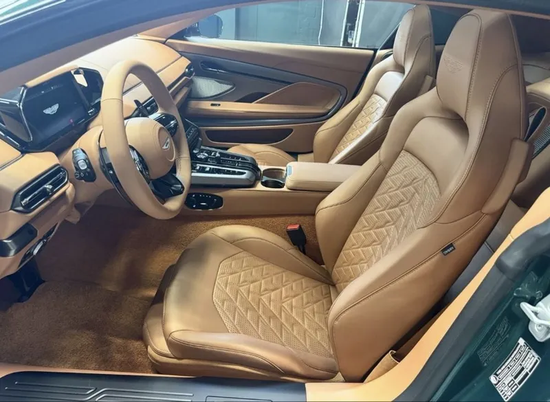 Aston Martin Vanquish Coupe 2026 4 Aston Martin Vanquish Coupe 2026 4