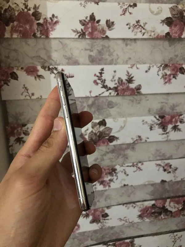 iPhone Xs 64Gb feys xama joyi iwlidi 4