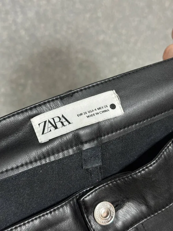 Женские Кожанные брюки ZARA — фото 1