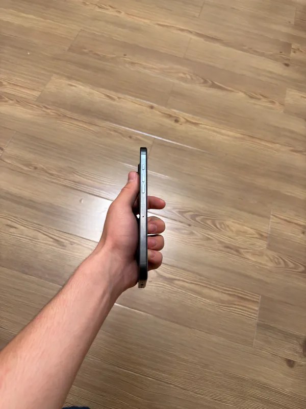 Iphone 16 pro max — фото 2