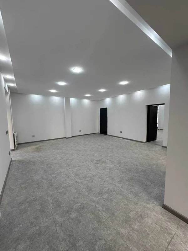 ПРОДАЁТСЯ коммерция 120 м2 метро Ойбек 7