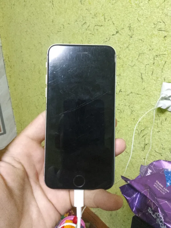 iPhone 6s 16 talik